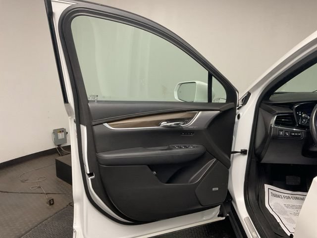 Certified 2020 Cadillac XT6 Premium Luxury w/ Platinum Package AWD/4WD image 10