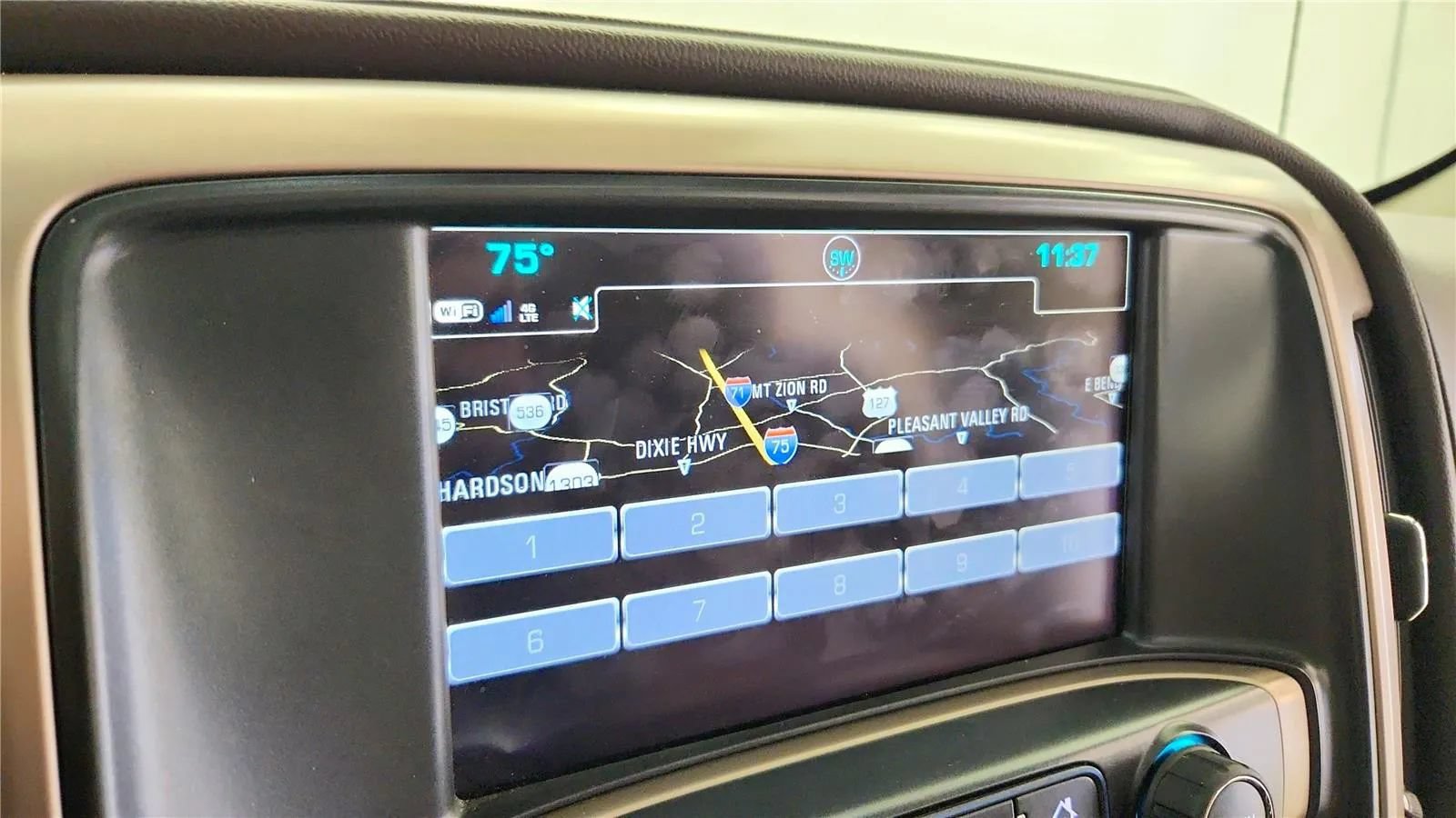 Used 2017 GMC Sierra 1500 Denali AWD/4WD image 29