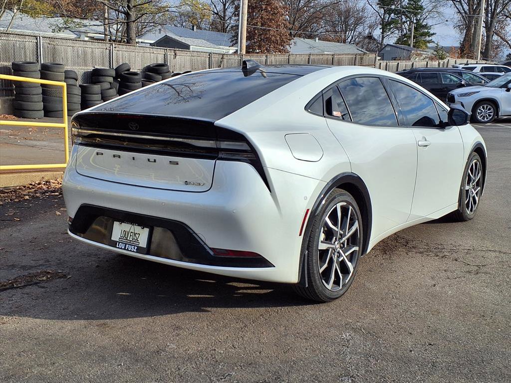 Certified 2025 Toyota Prius Plug-In Hybrid w/ Limited Premium Package image 4