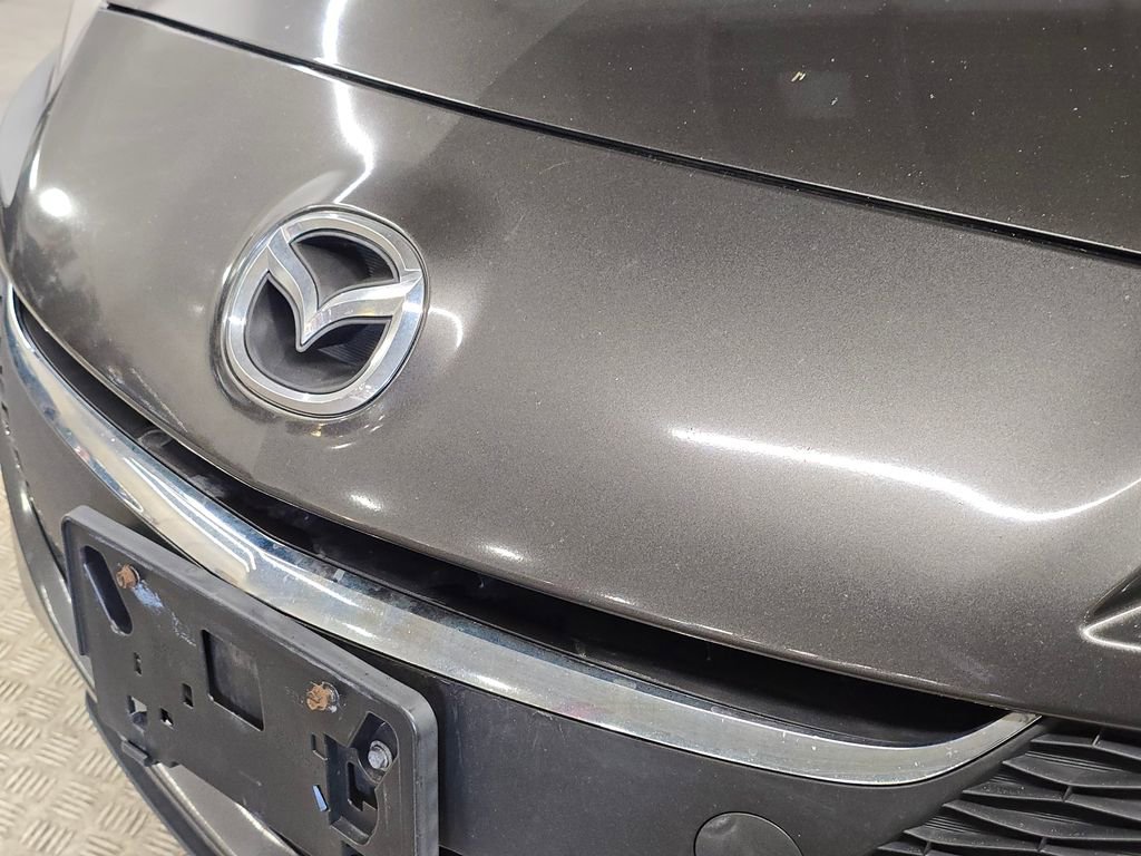 Used 2010 MAZDA MAZDA3 i Touring image 12