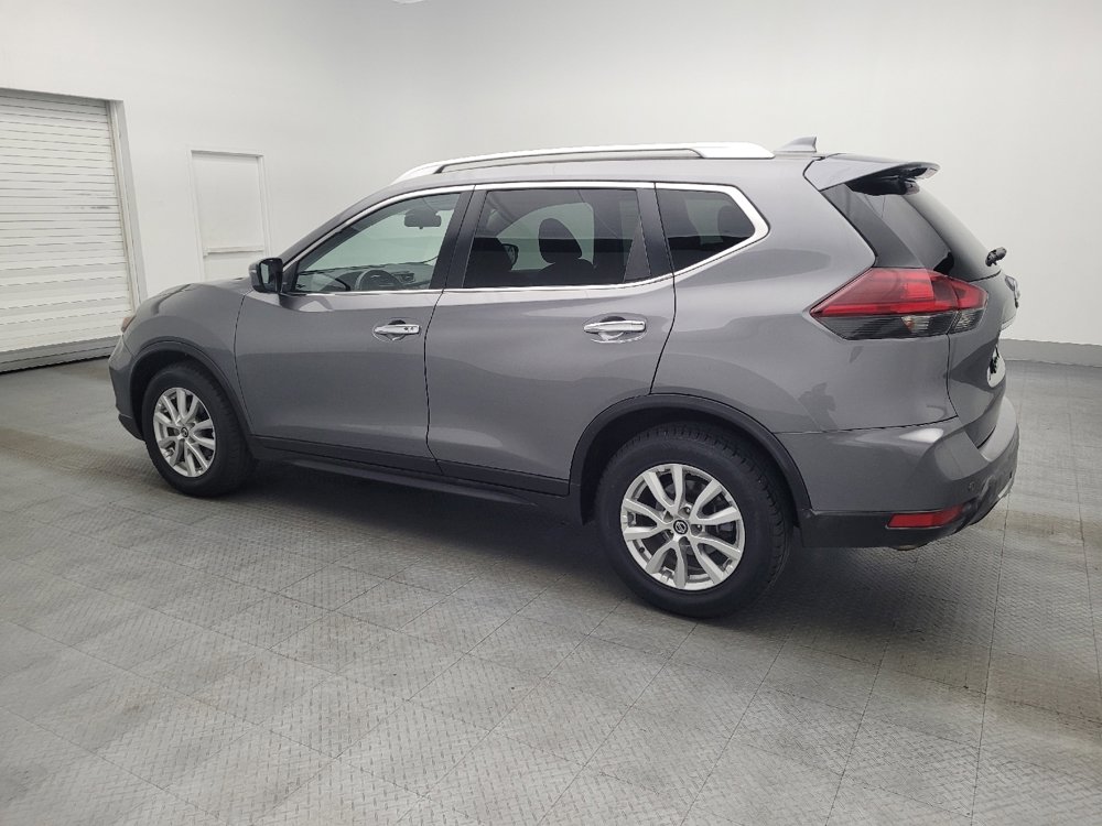 Used 2019 Nissan Rogue SV image 3