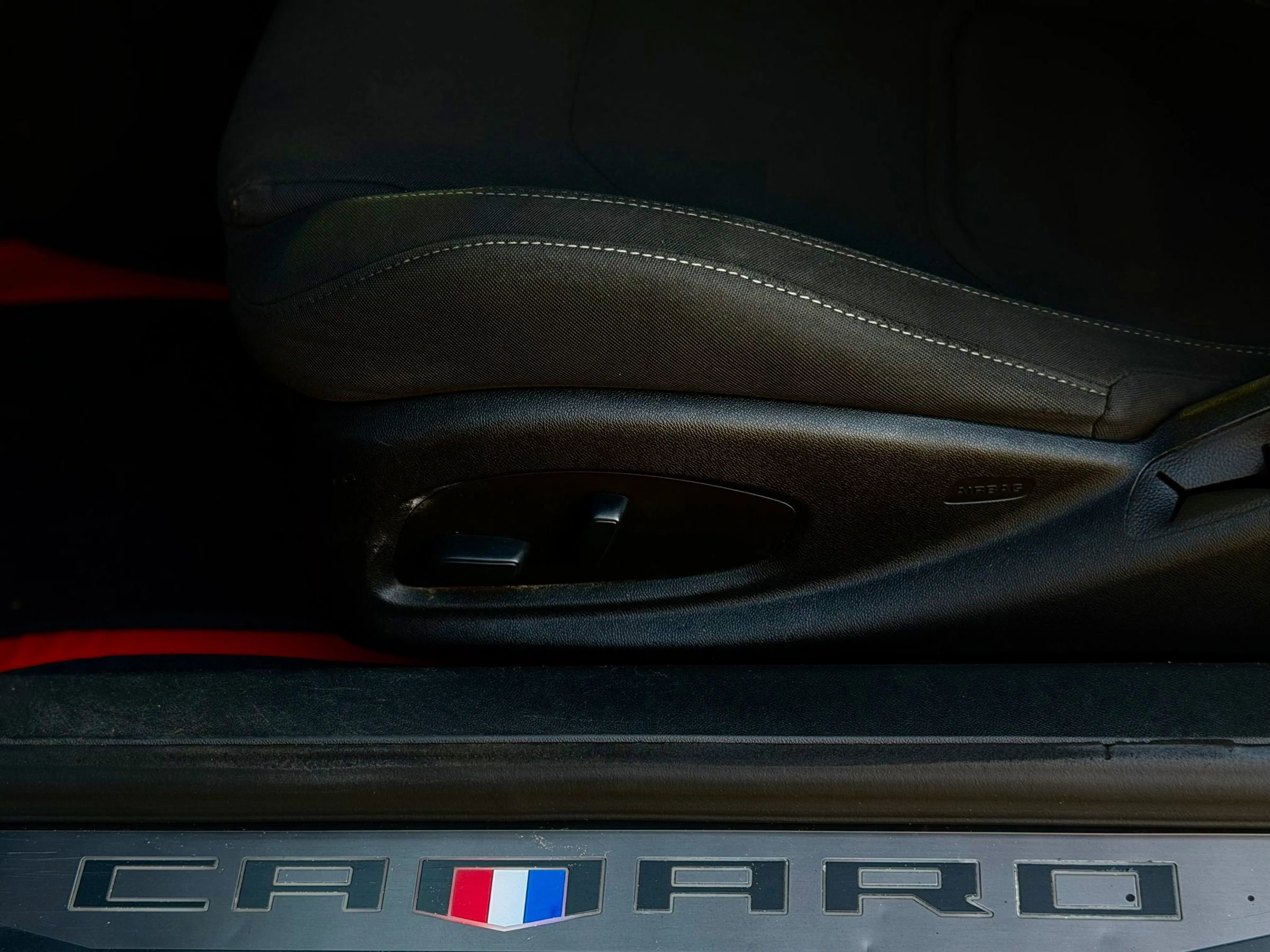 Used 2019 Chevrolet Camaro LS RWD image 10