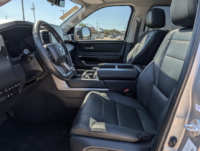 Used 2024 Toyota Tundra Limited AWD/4WD image 26