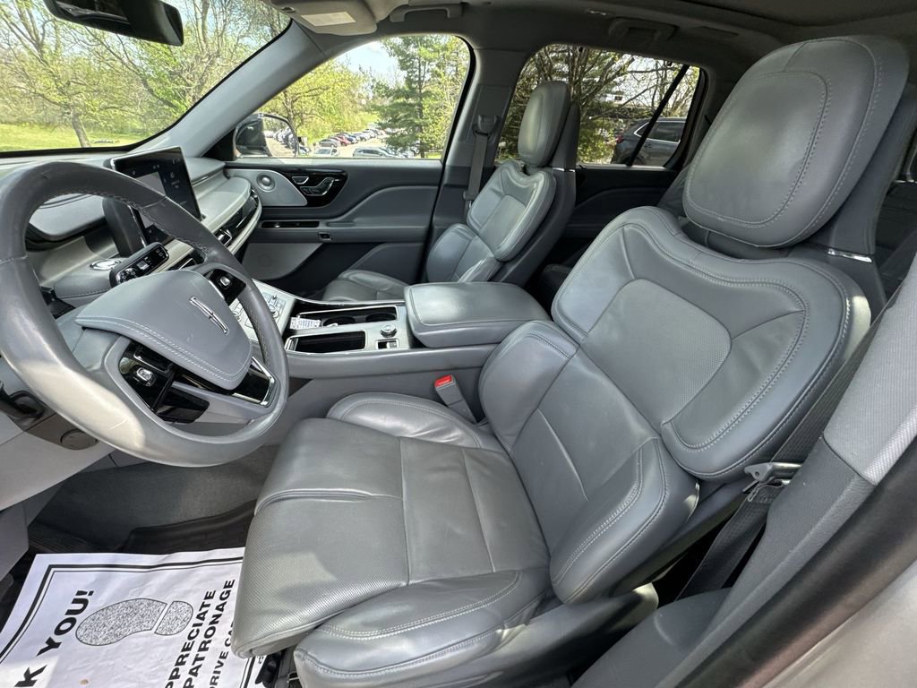 Used 2021 Lincoln Aviator Reserve w/ Equipment Group 202A image 11