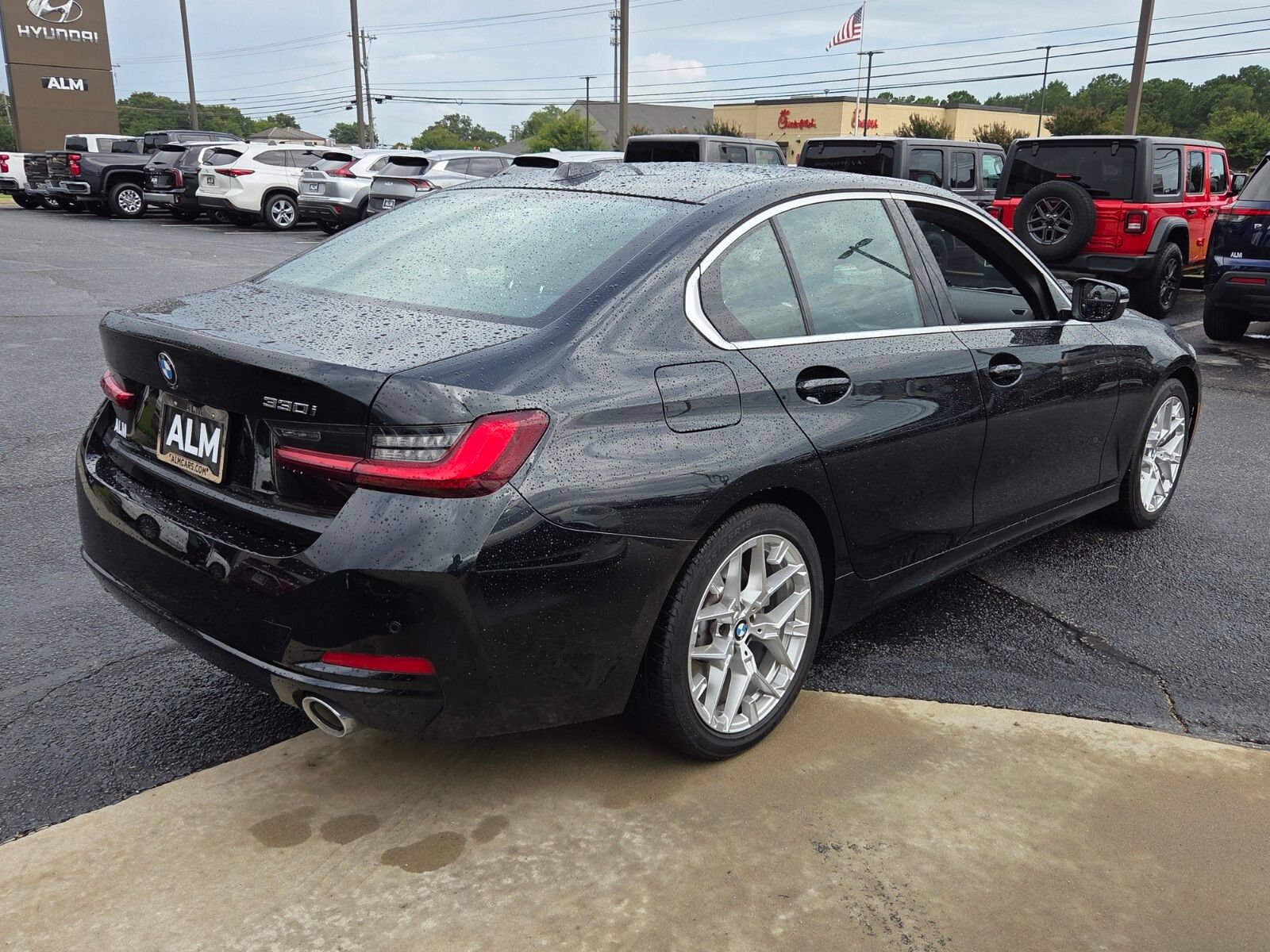 Used 2025 BMW 330i Sedan RWD image 12