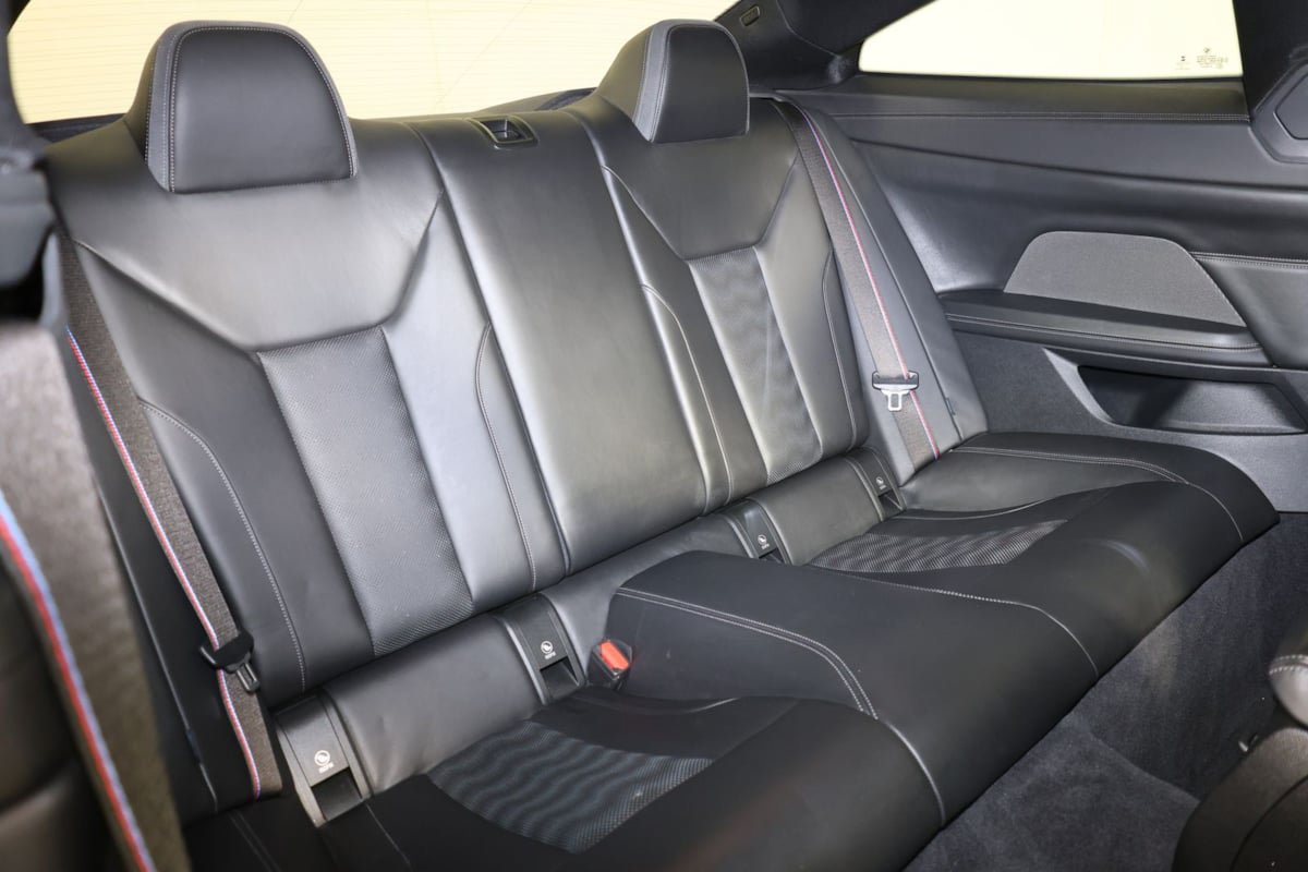 Used 2021 BMW M4 Competition w/ Executive Package RWD image 32