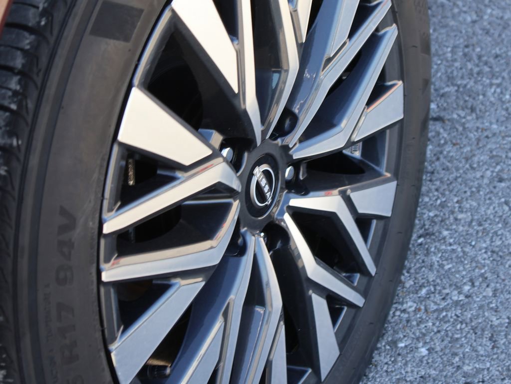 Used 2025 Nissan Altima 2.5 SV FWD image 37