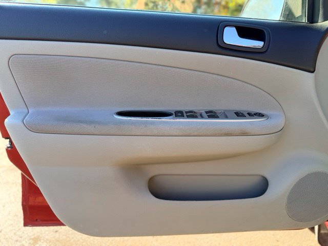 Used 2010 Chevrolet Cobalt LT FWD image 14