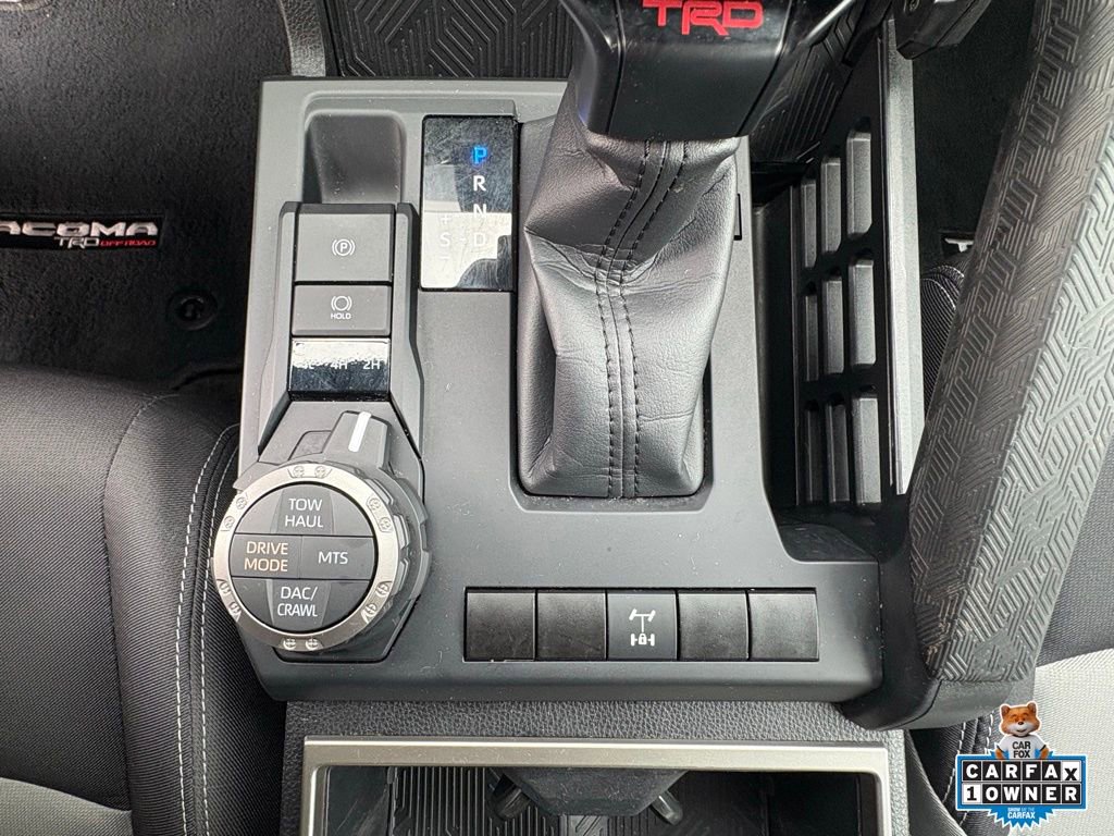 Certified 2025 Toyota Tacoma TRD Off-Road image 19
