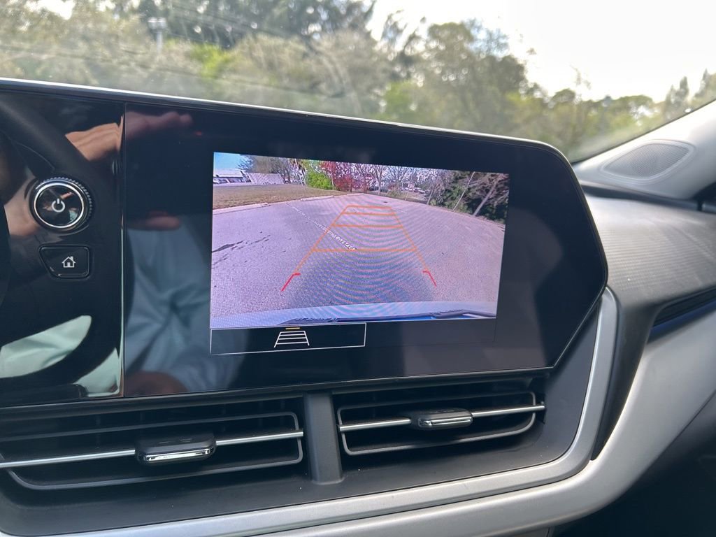 Used 2024 Chevrolet Trax LS w/ Driver Confidence Package image 30