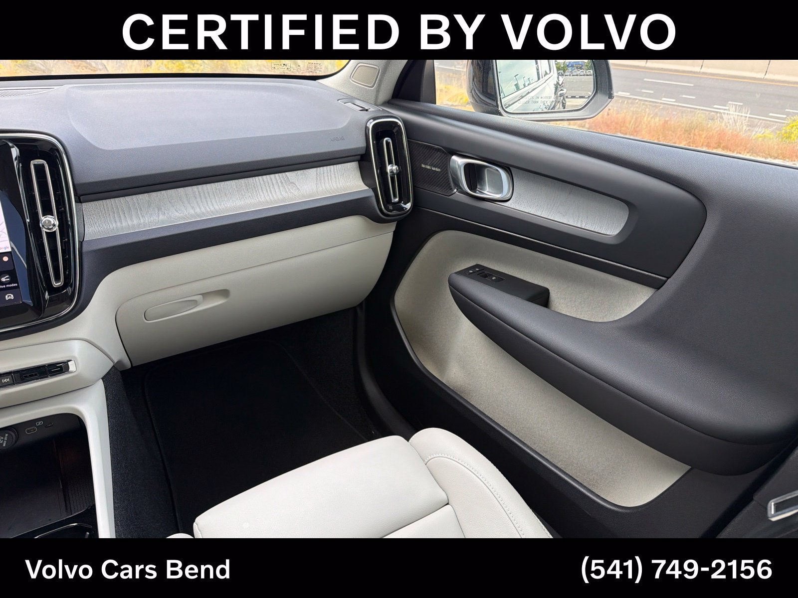 Used 2025 Volvo XC40 B5 Ultra AWD/4WD image 13