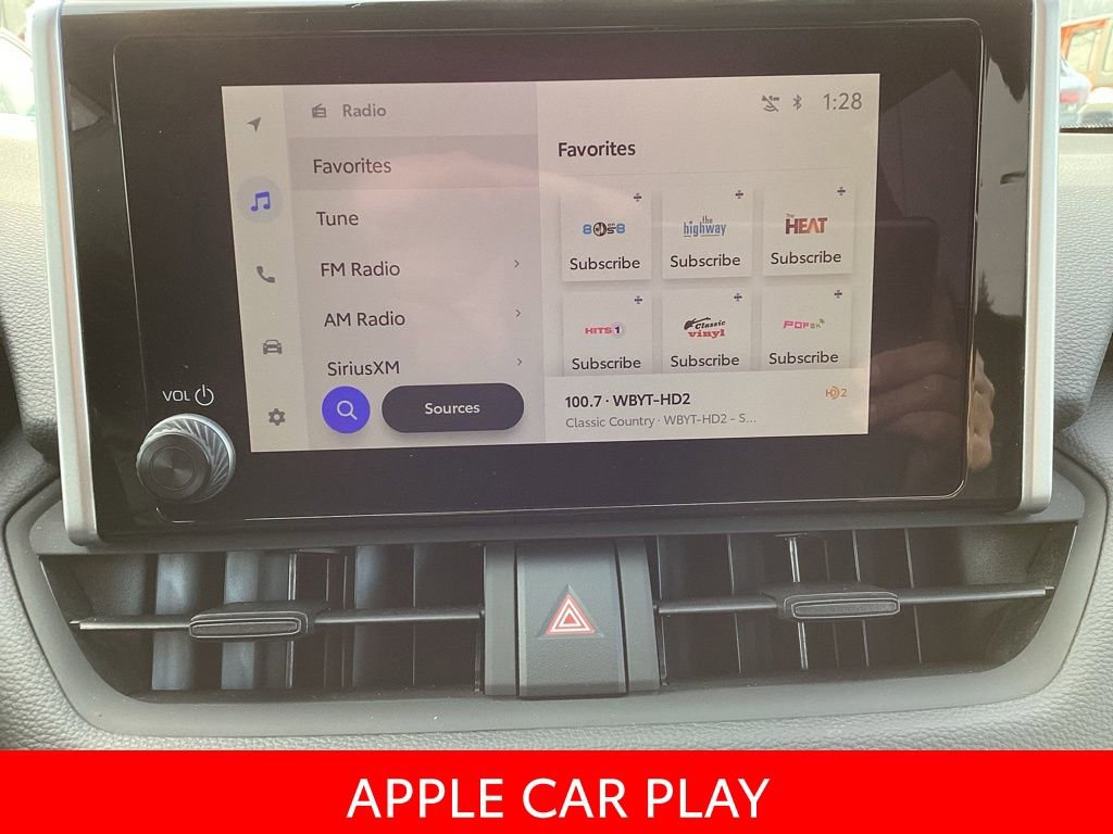 Used 2025 Toyota RAV4 XLE image 3