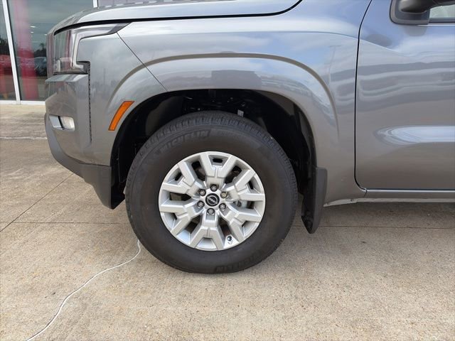 Certified 2024 Nissan Frontier SV w/ SV Convenience Package image 7