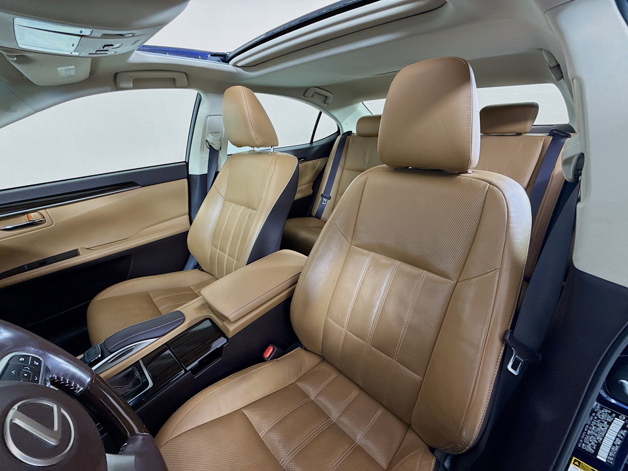 Used 2016 Lexus ES 350 w/ Luxury Package w/Wood Trim FWD image 11
