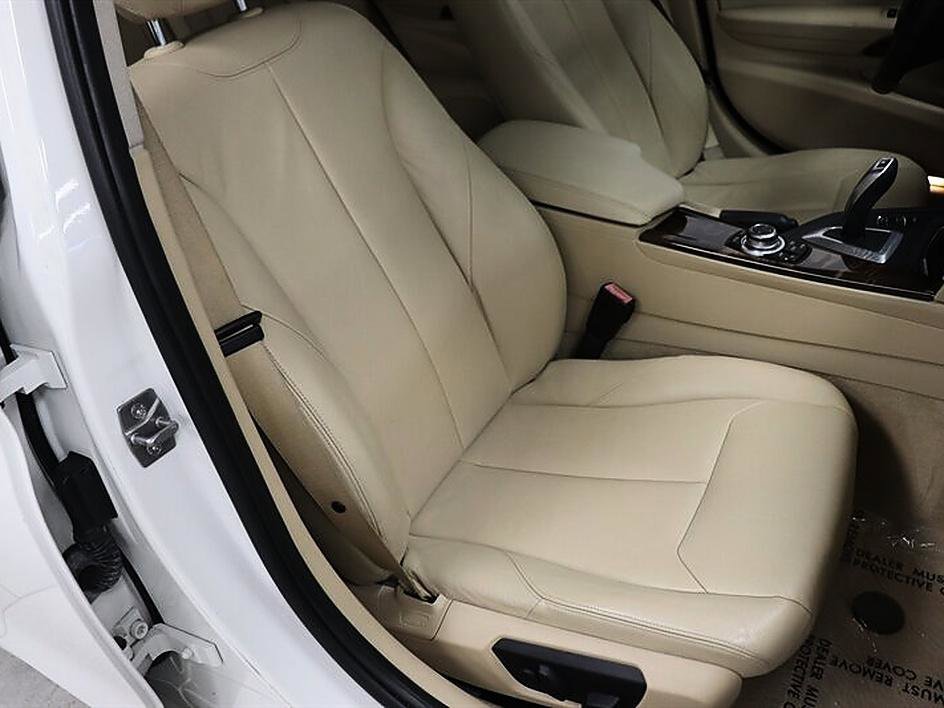 Used 2013 BMW ActiveHybrid 3 RWD image 15