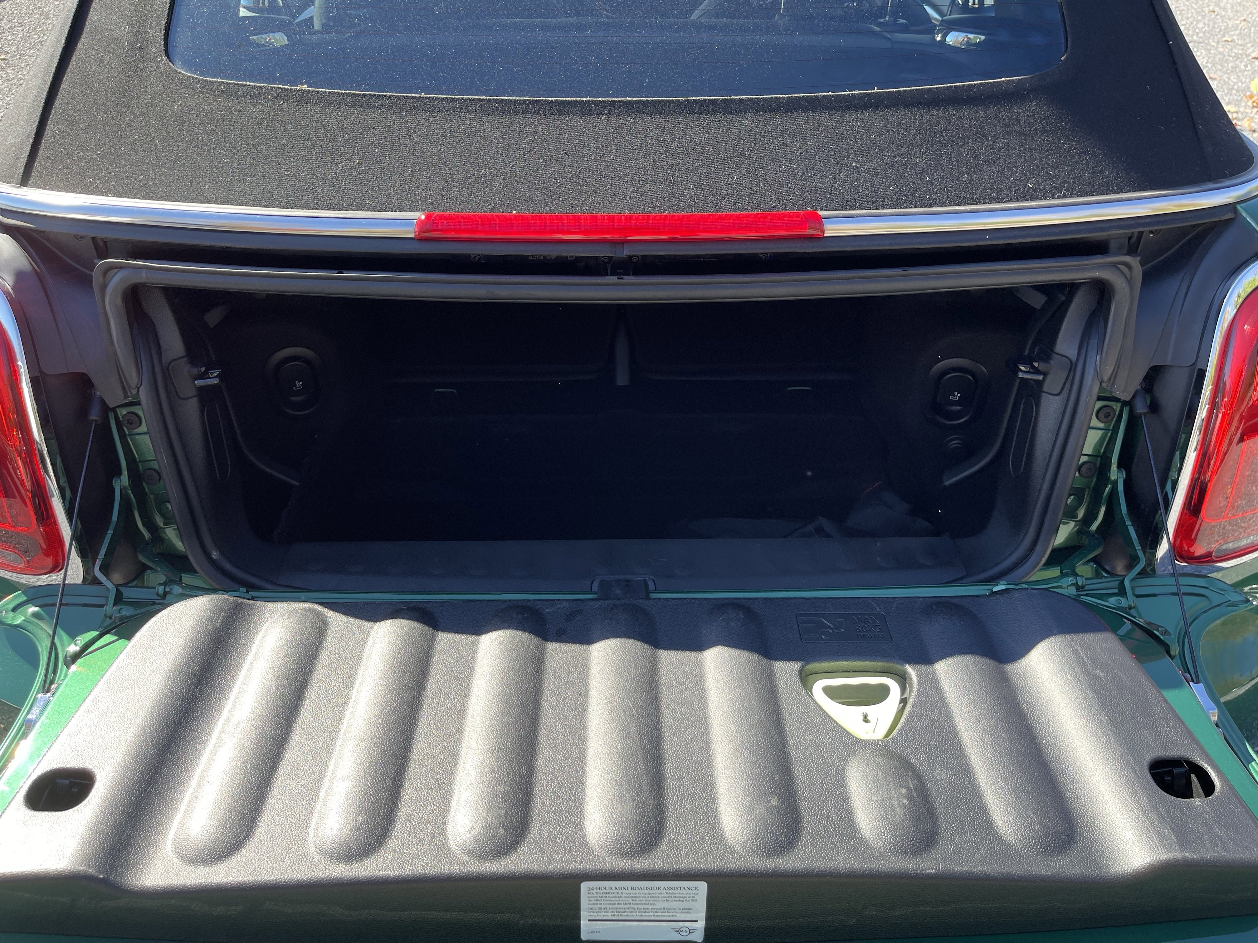 Used 2023 MINI Cooper S image 11