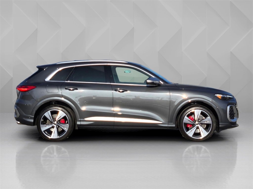 New 2025 Audi SQ5 Premium Plus image 7