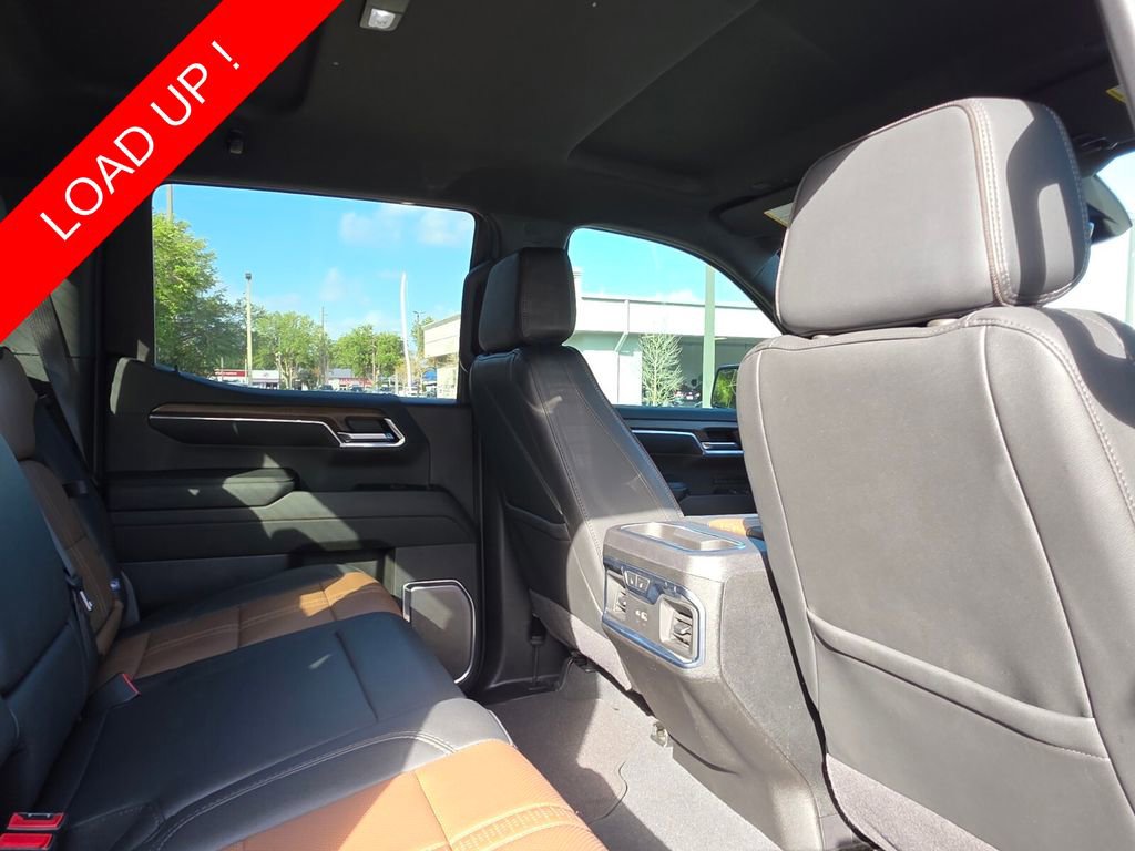 Used 2024 Chevrolet Silverado 1500 High Country w/ Technology Package image 16