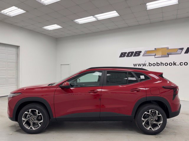 New 2026 Chevrolet Trax LT w/ Sunroof Package FWD image 8