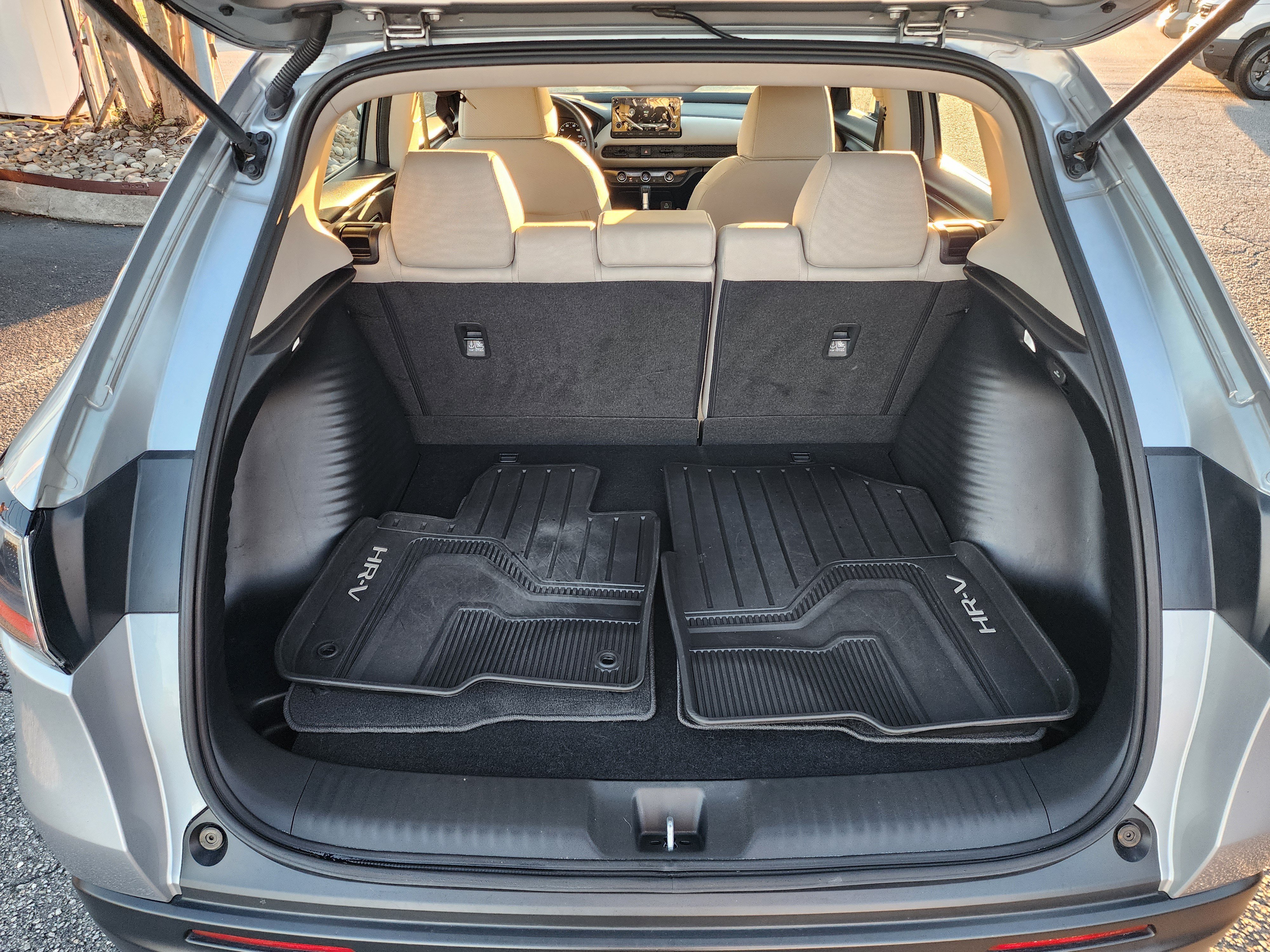 Certified 2025 Honda HR-V LX image 5