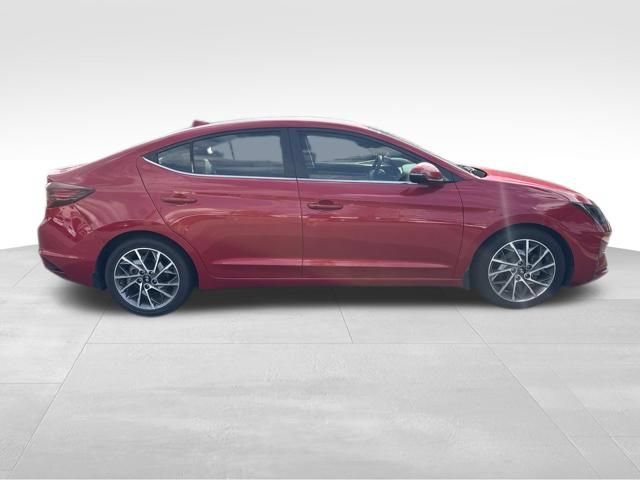 Used 2020 Hyundai Elantra Limited FWD image 13