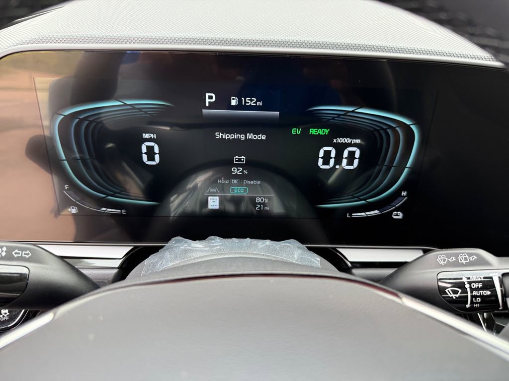 New 2025 Kia Niro EX image 18