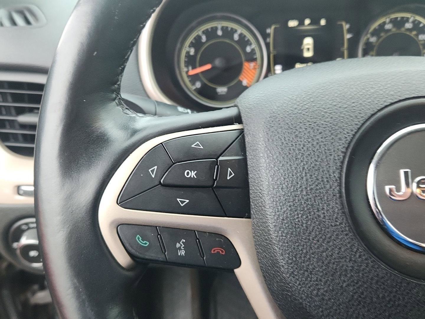 Used 2014 Jeep Cherokee Latitude w/ Cold Weather Group image 13