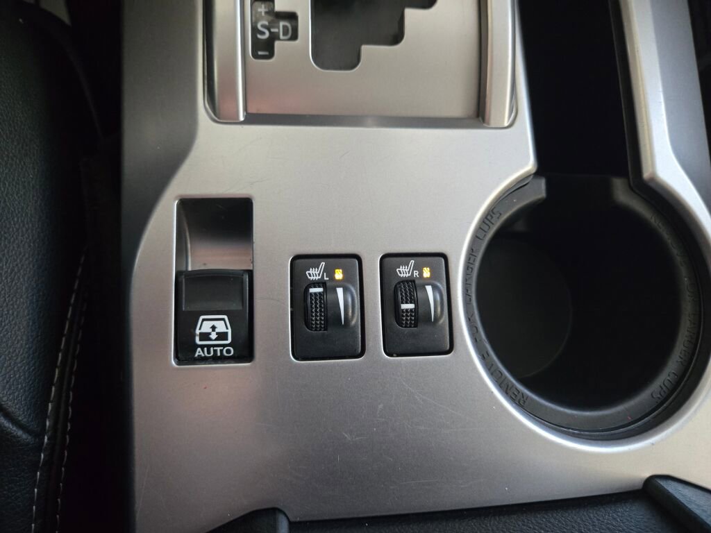 Used 2024 Toyota 4Runner SR5 Premium w/ Moonroof Package image 19