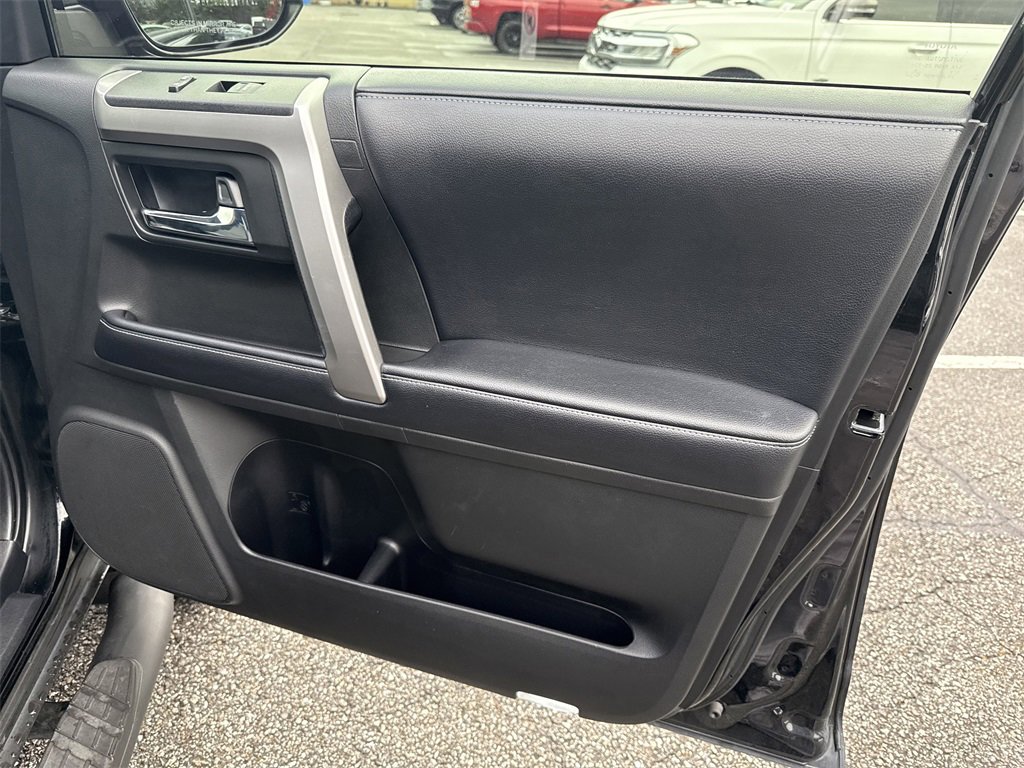 Used 2019 Toyota 4Runner SR5 image 14