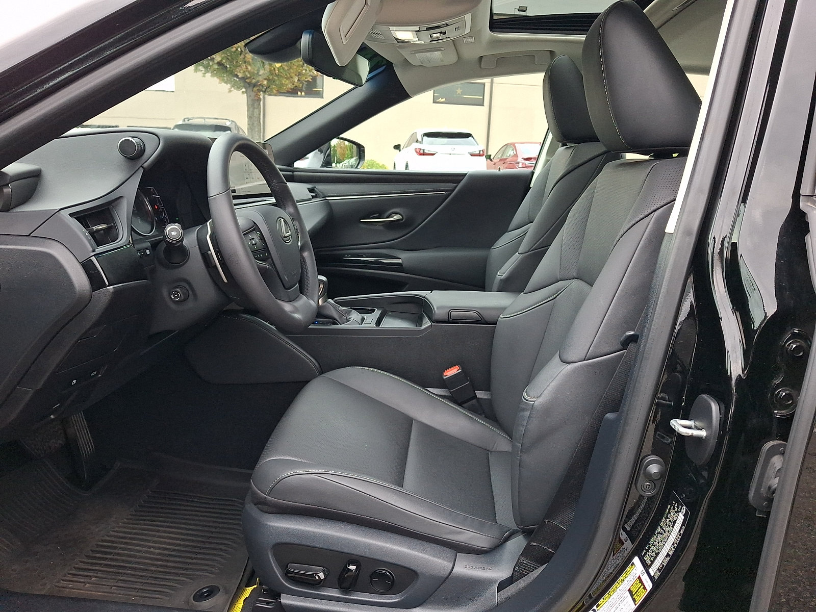 Certified 2024 Lexus ES 350 w/ Premium Package FWD image 14