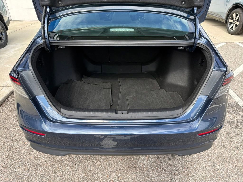 Used 2025 Honda Accord SE image 26