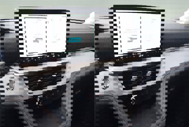 New 2025 Ford Explorer Active w/ Active Comfort Package image 10