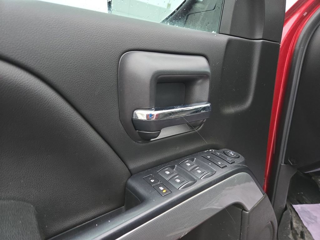 Used 2018 Chevrolet Silverado 1500 LT w/ All Star Edition image 9