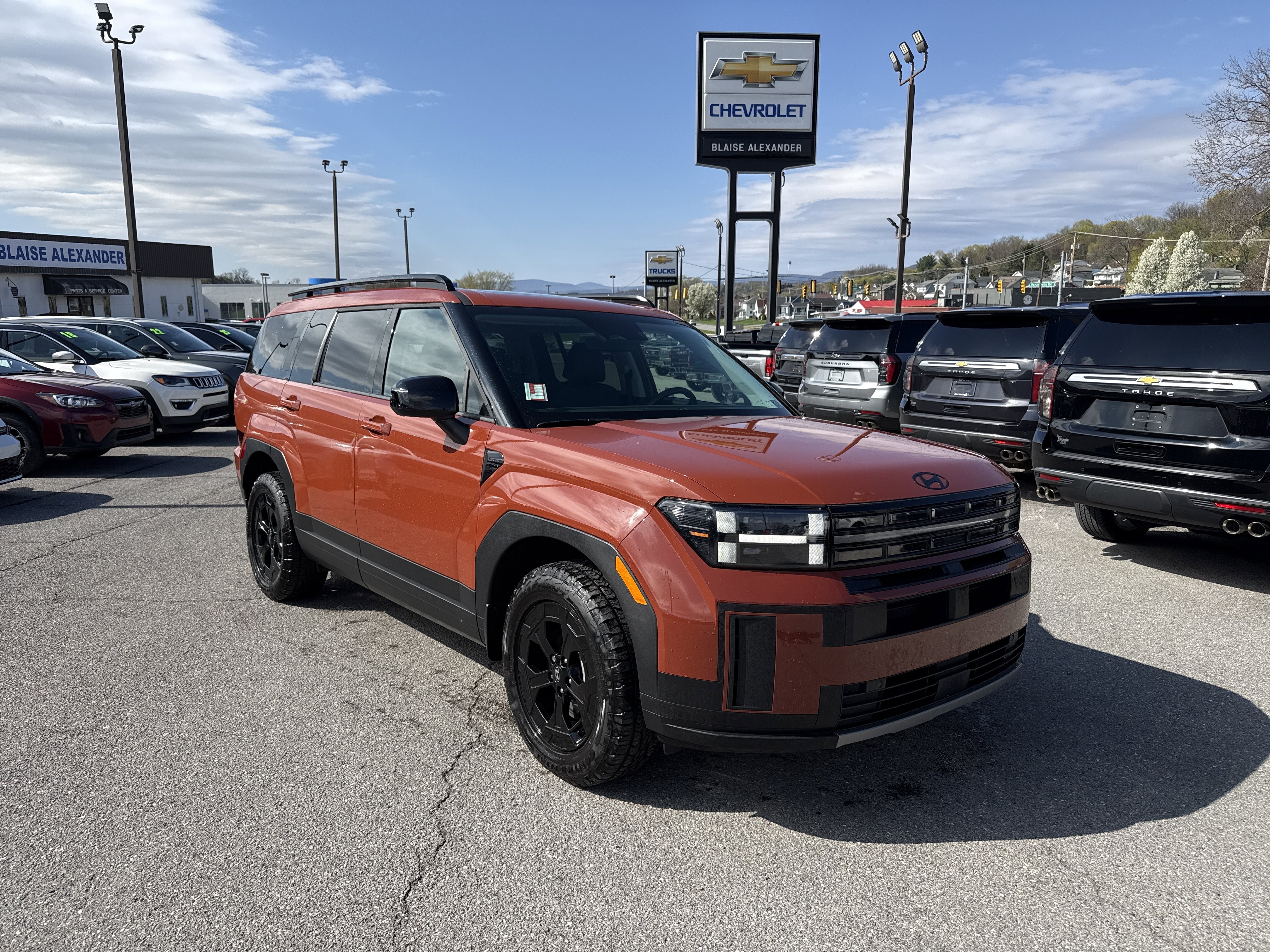 Used 2025 Hyundai Santa Fe XRT AWD/4WD image 1