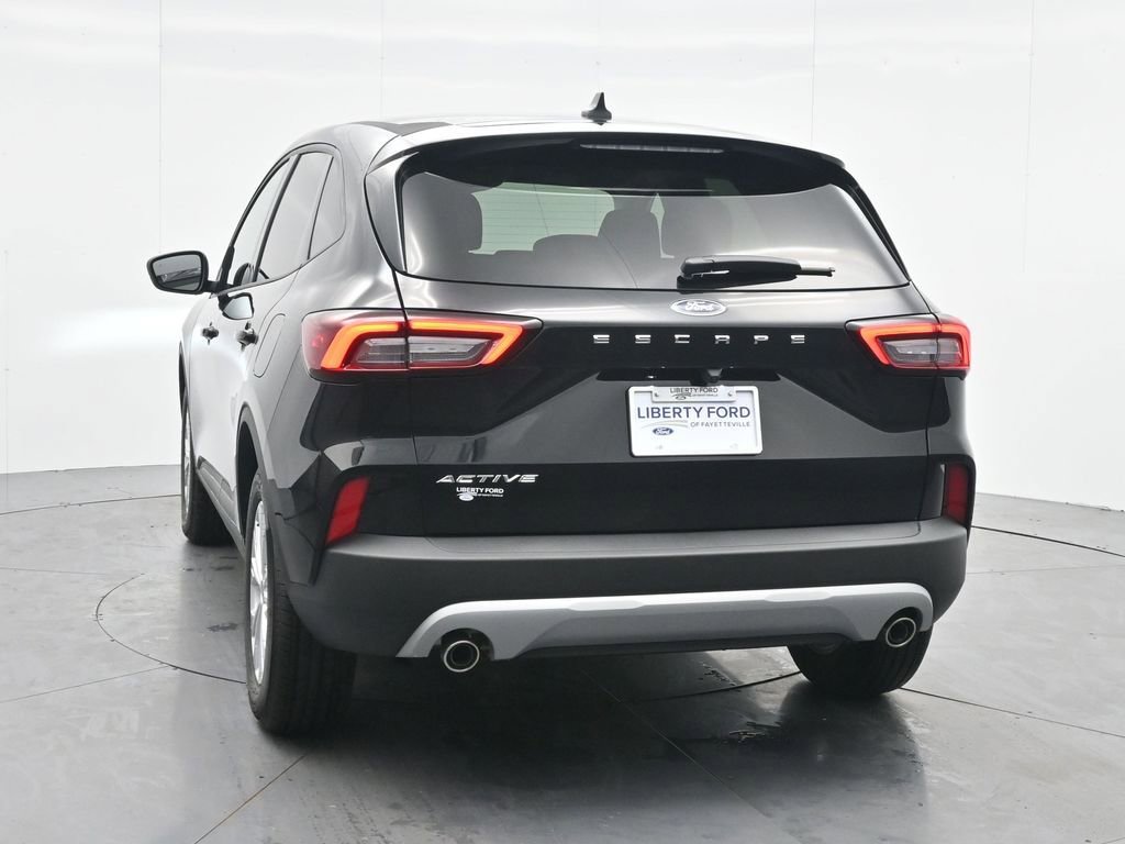 New 2026 Ford Escape Active image 9