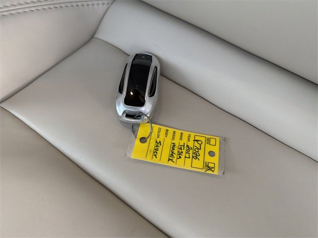 Used 2017 Tesla Model X 100D image 32