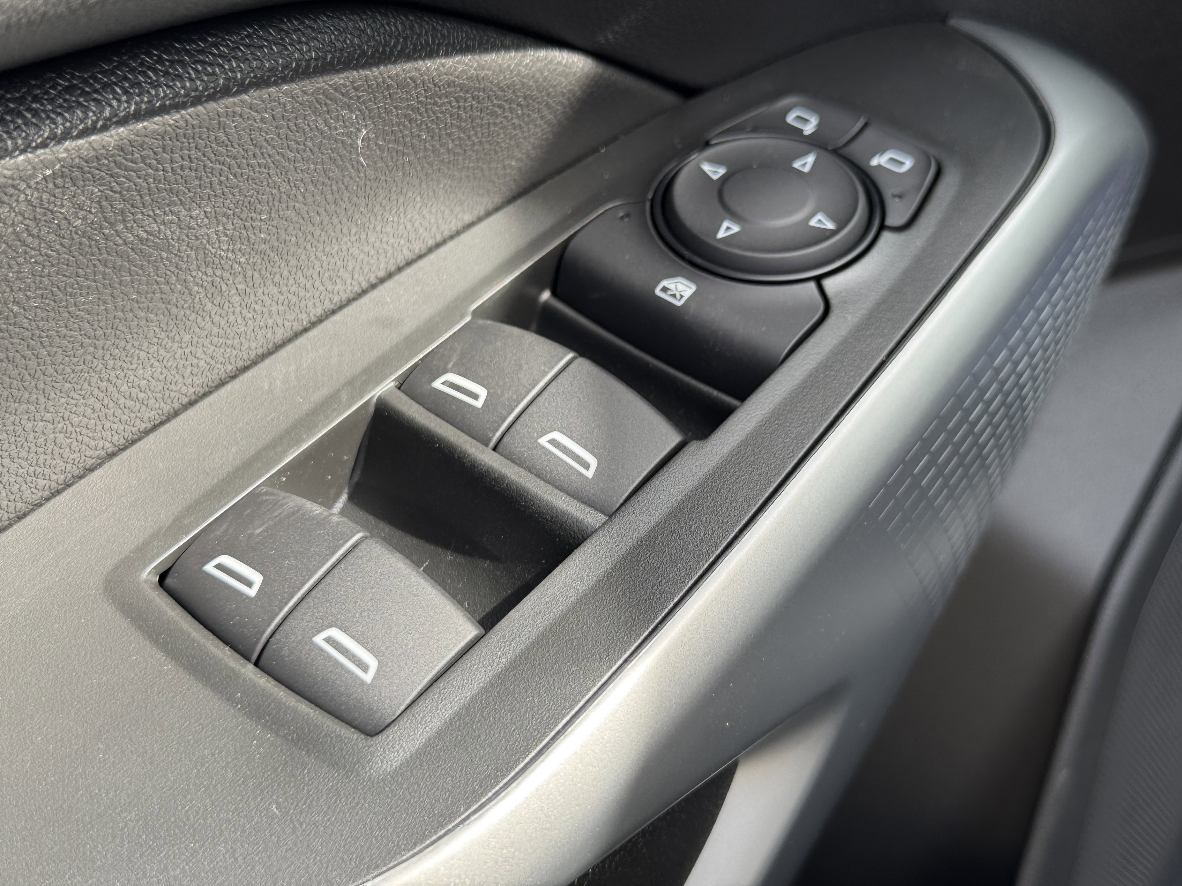 New 2026 Chevrolet Trax RS image 11