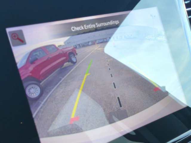 Used 2024 Jeep Wagoneer Series II w/ Flexible Seating Group image 14