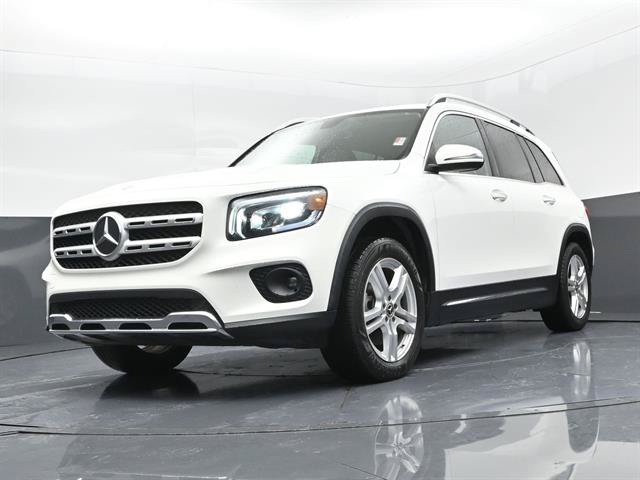 Used 2023 Mercedes-Benz GLB 250 w/ Premium Package image 27
