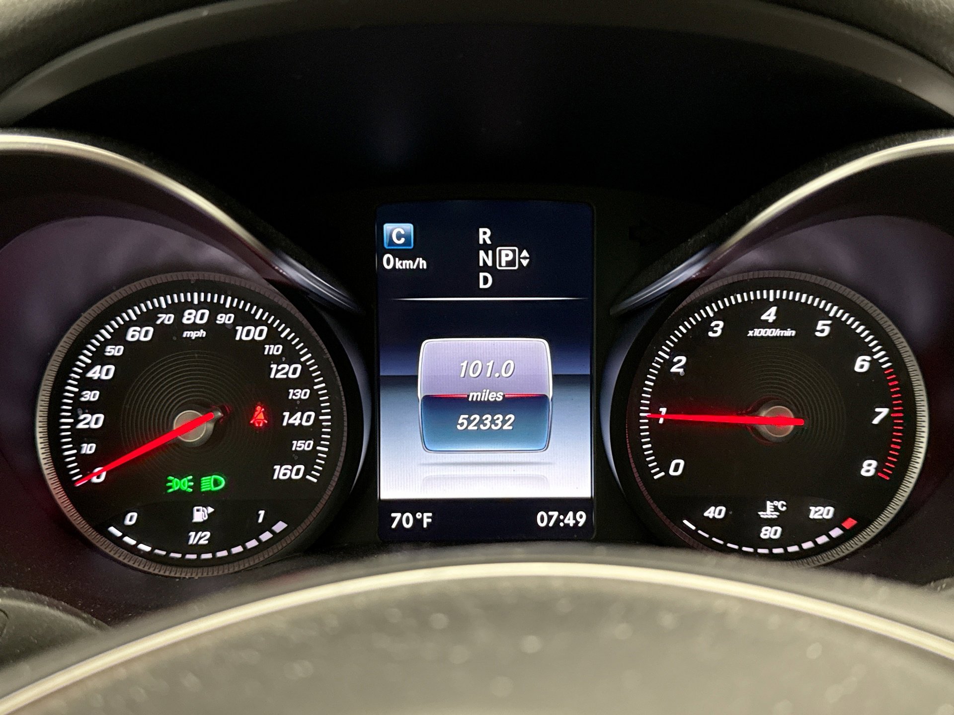 Used 2015 Mercedes-Benz C 300 4MATIC Sedan image 9