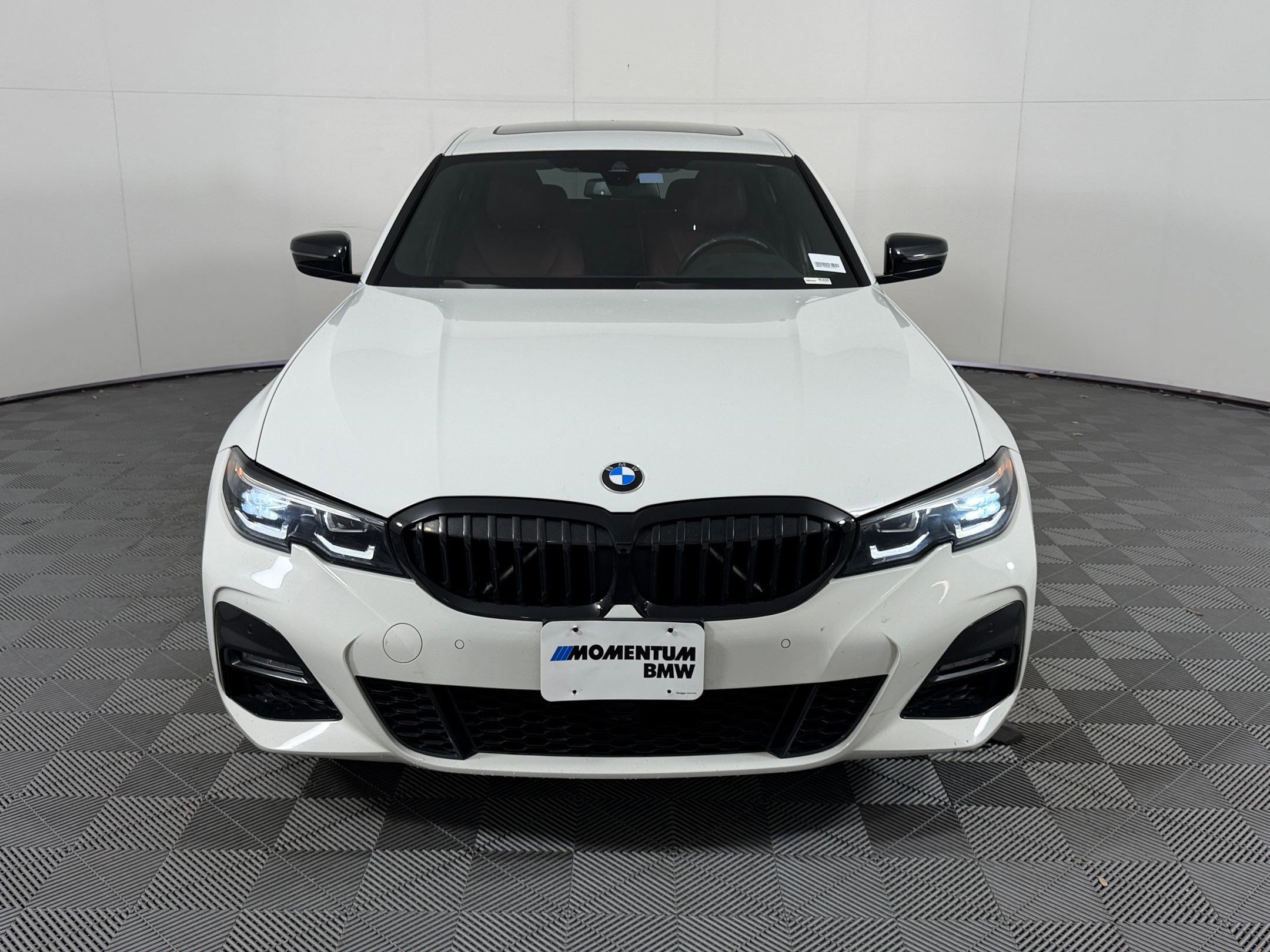 Used 2022 BMW 330i Sedan w/ M Sport Package image 6