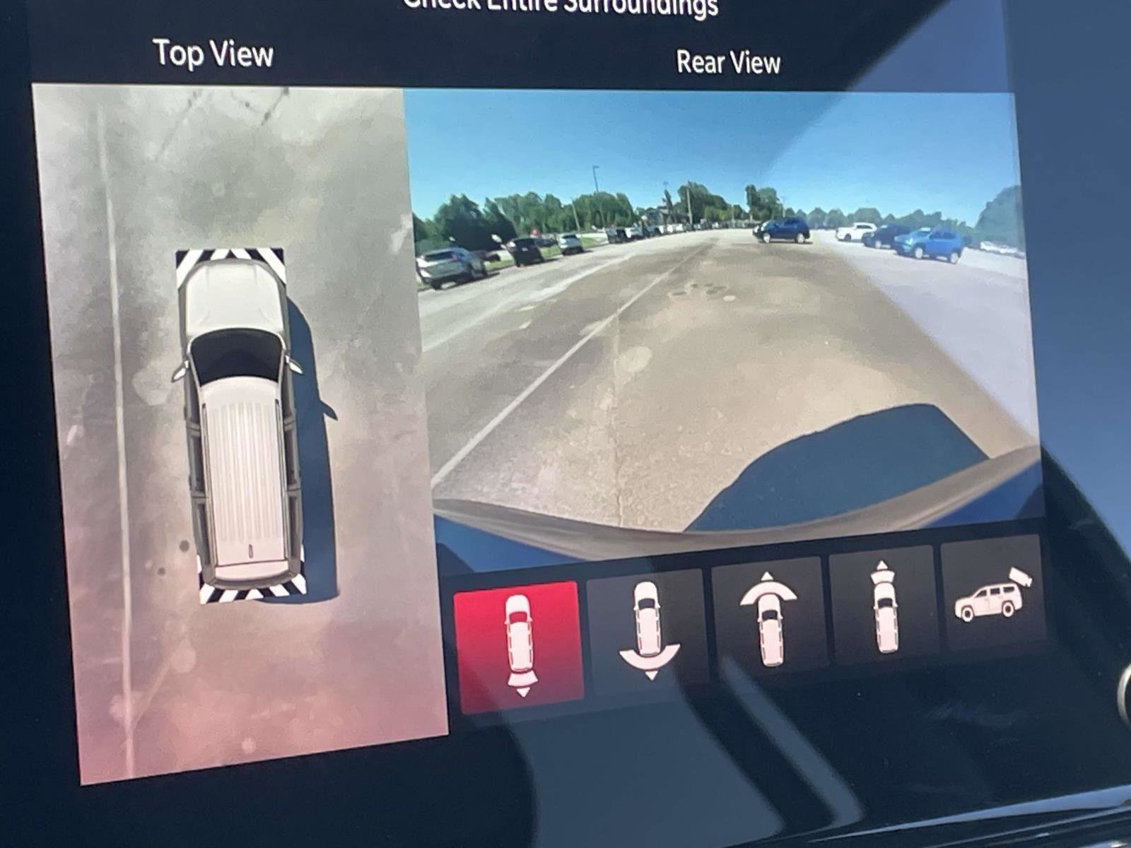 Used 2022 Jeep Wagoneer Series III w/ Convenience Group I image 11