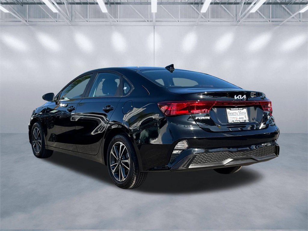 Used 2024 Kia Forte LXS image 4
