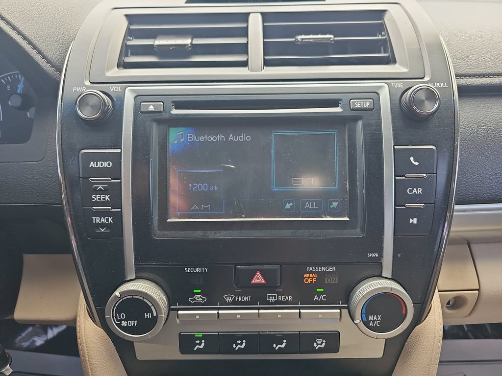 Used 2013 Toyota Camry FWD image 21
