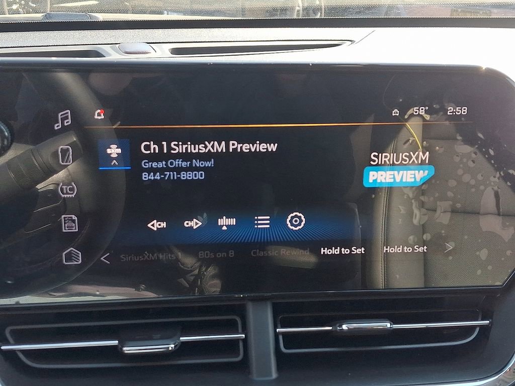 Used 2025 Chevrolet Trax ACTIV w/ Sunroof Package image 17