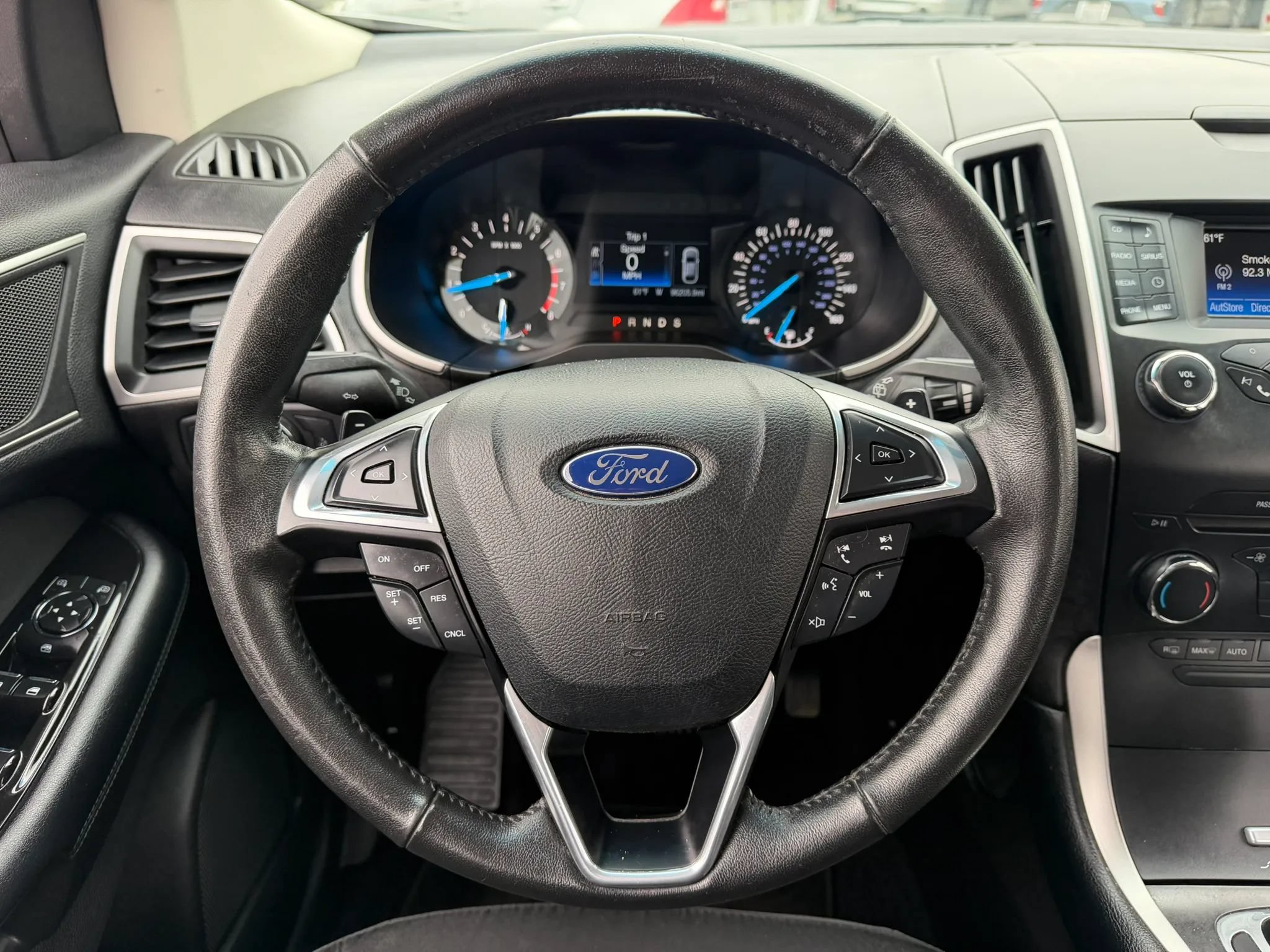 Used 2015 Ford Edge SEL FWD image 11