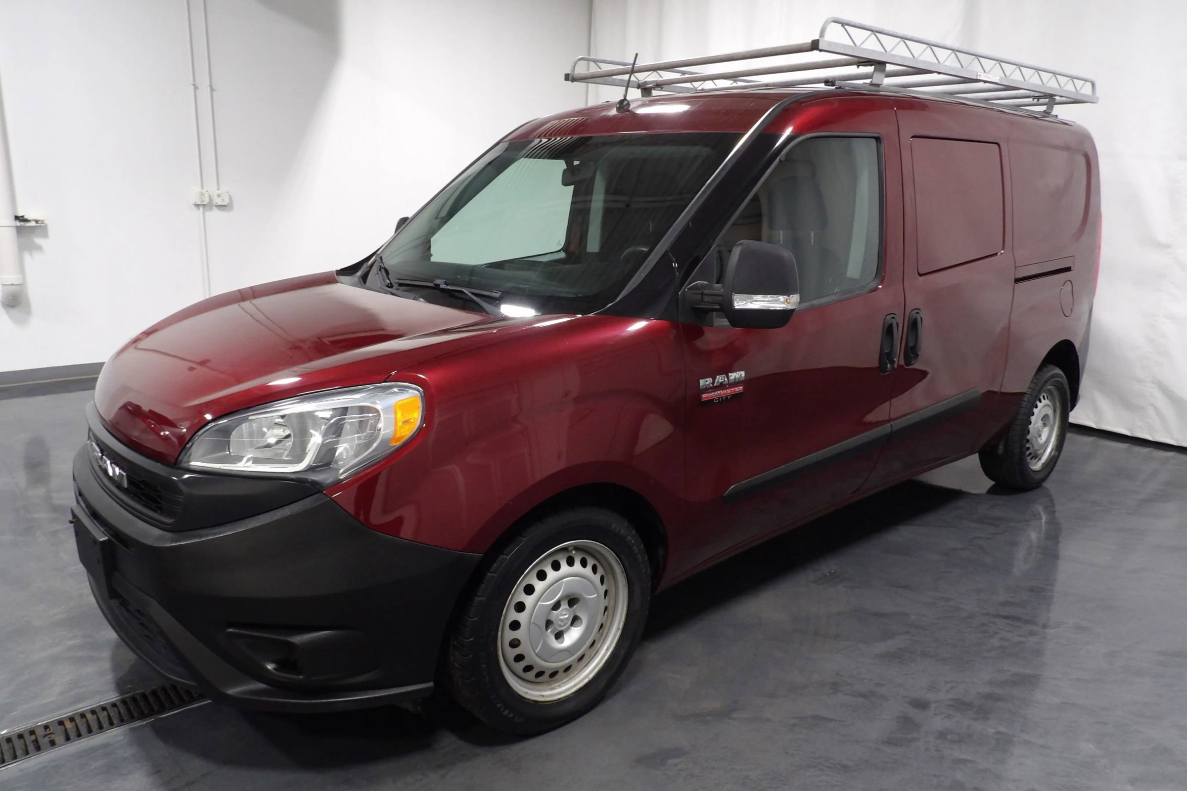 Used 2019 RAM ProMaster City Tradesman image 4