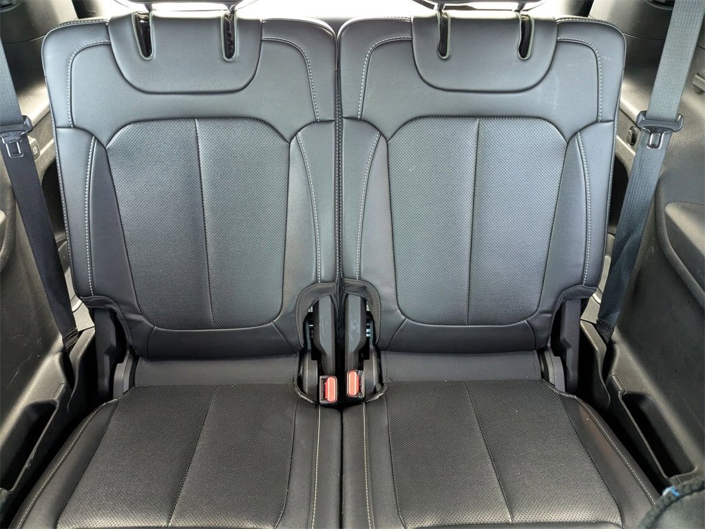 Used 2024 Jeep Grand Cherokee L Limited w/ Luxury Tech Group II image 35