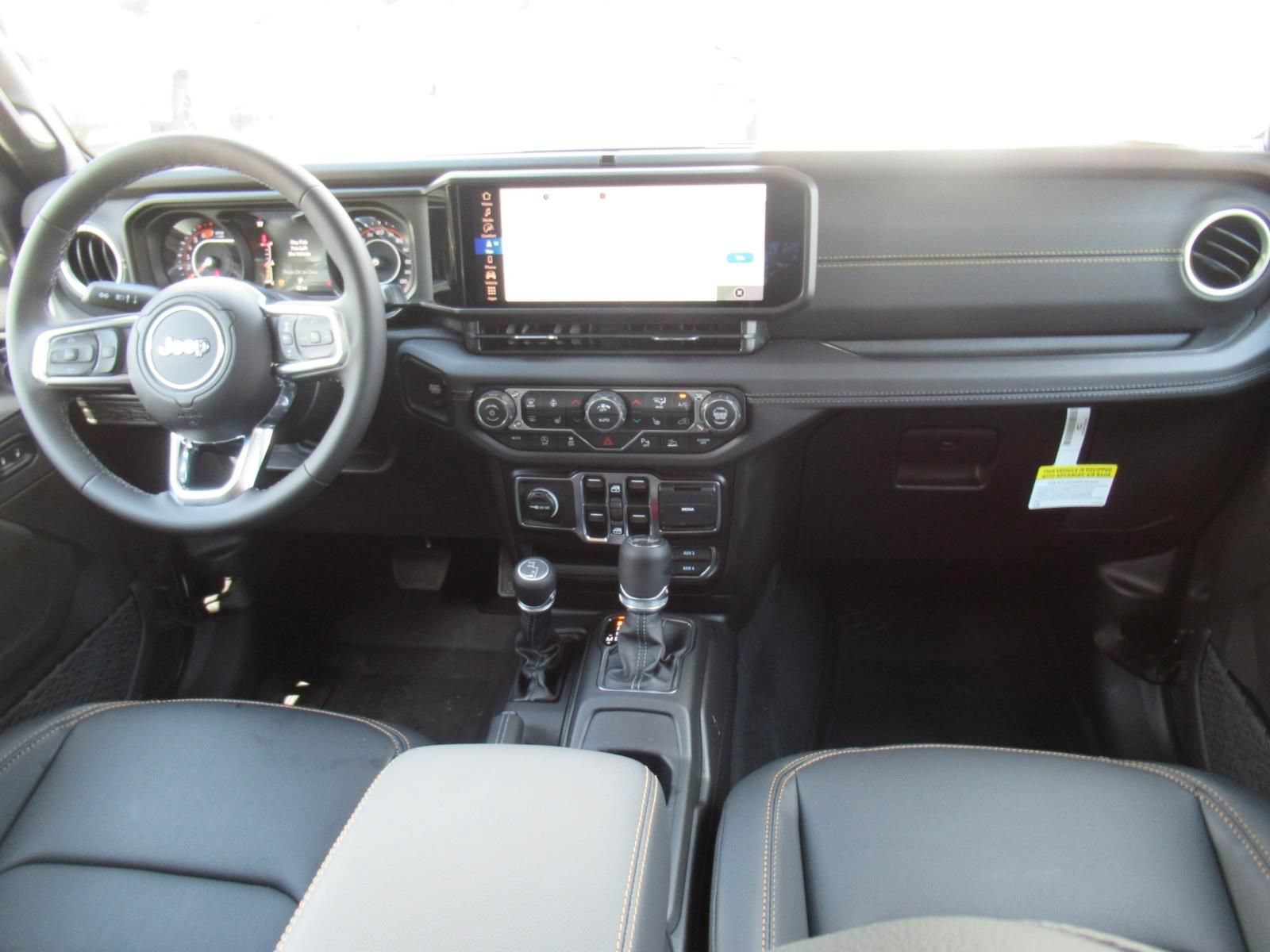 New 2026 Jeep Wrangler Unlimited Sahara AWD/4WD image 13