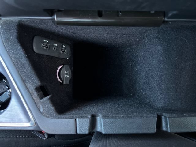 Used 2018 Dodge Challenger SXT RWD image 24